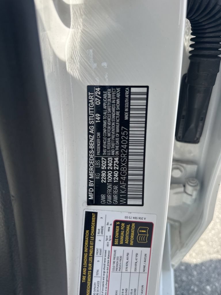 Used 2025 Mercedes-Benz C 300 Sedan image 29