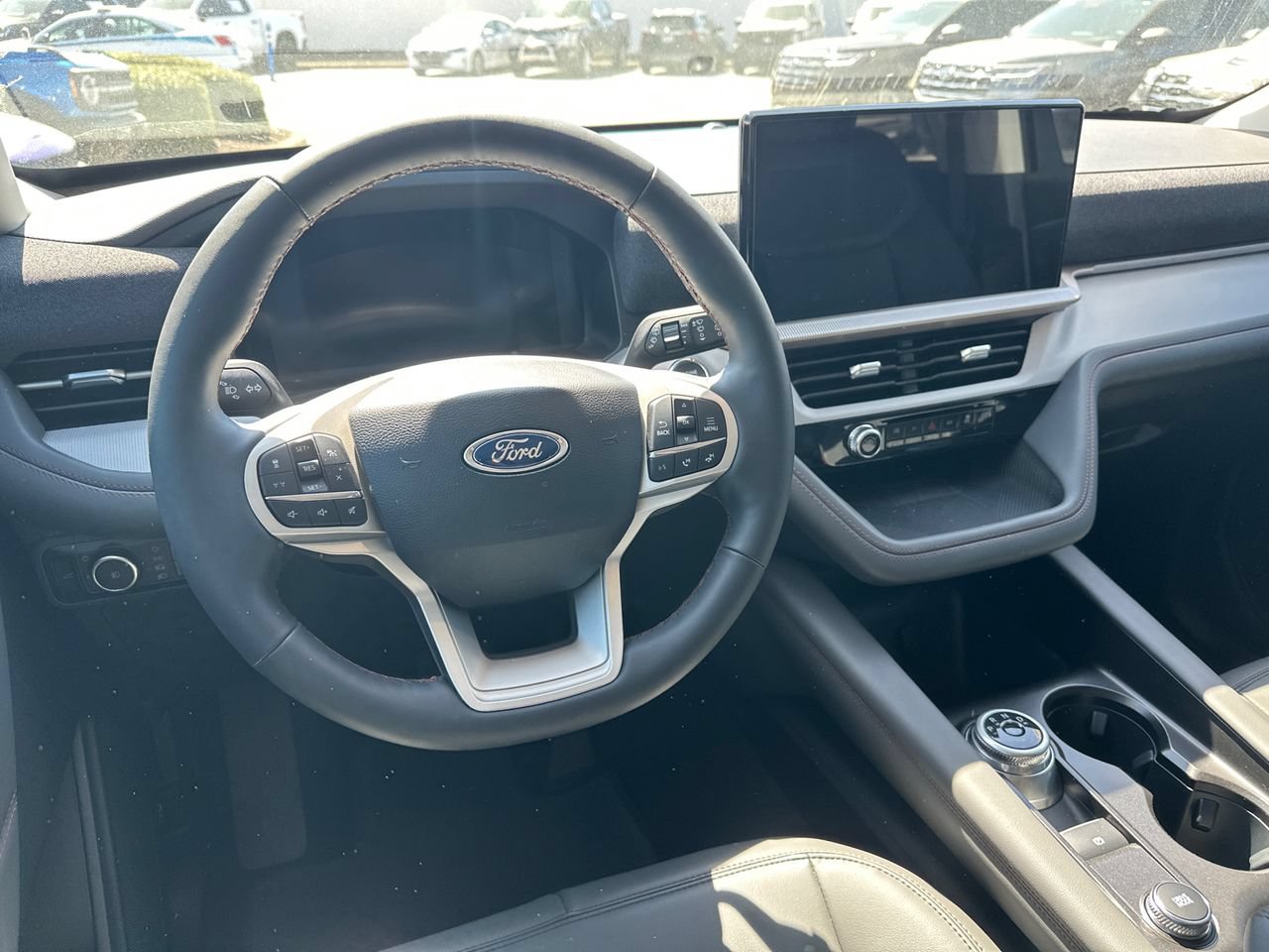 New 2026 Ford Explorer Active w/ Active Comfort Package RWD image 23