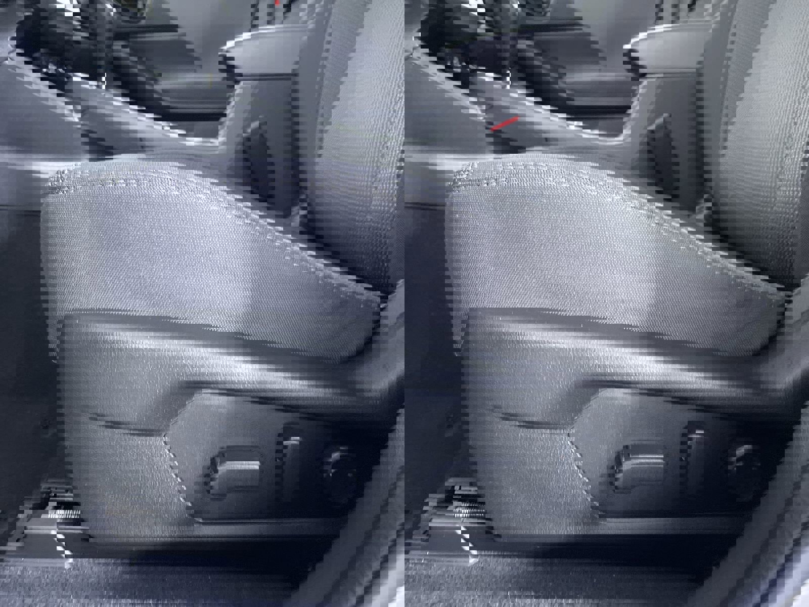 Used 2024 Subaru Crosstrek 2.0i Premium image 13