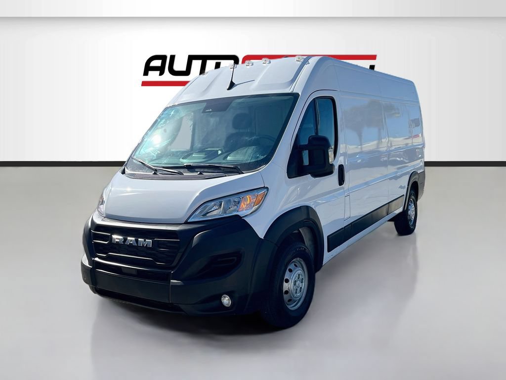 Used 2023 RAM ProMaster 2500 w/ Convenience Group FWD image 3