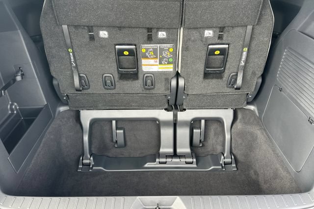 Certified 2026 Toyota Sienna XLE FWD image 20