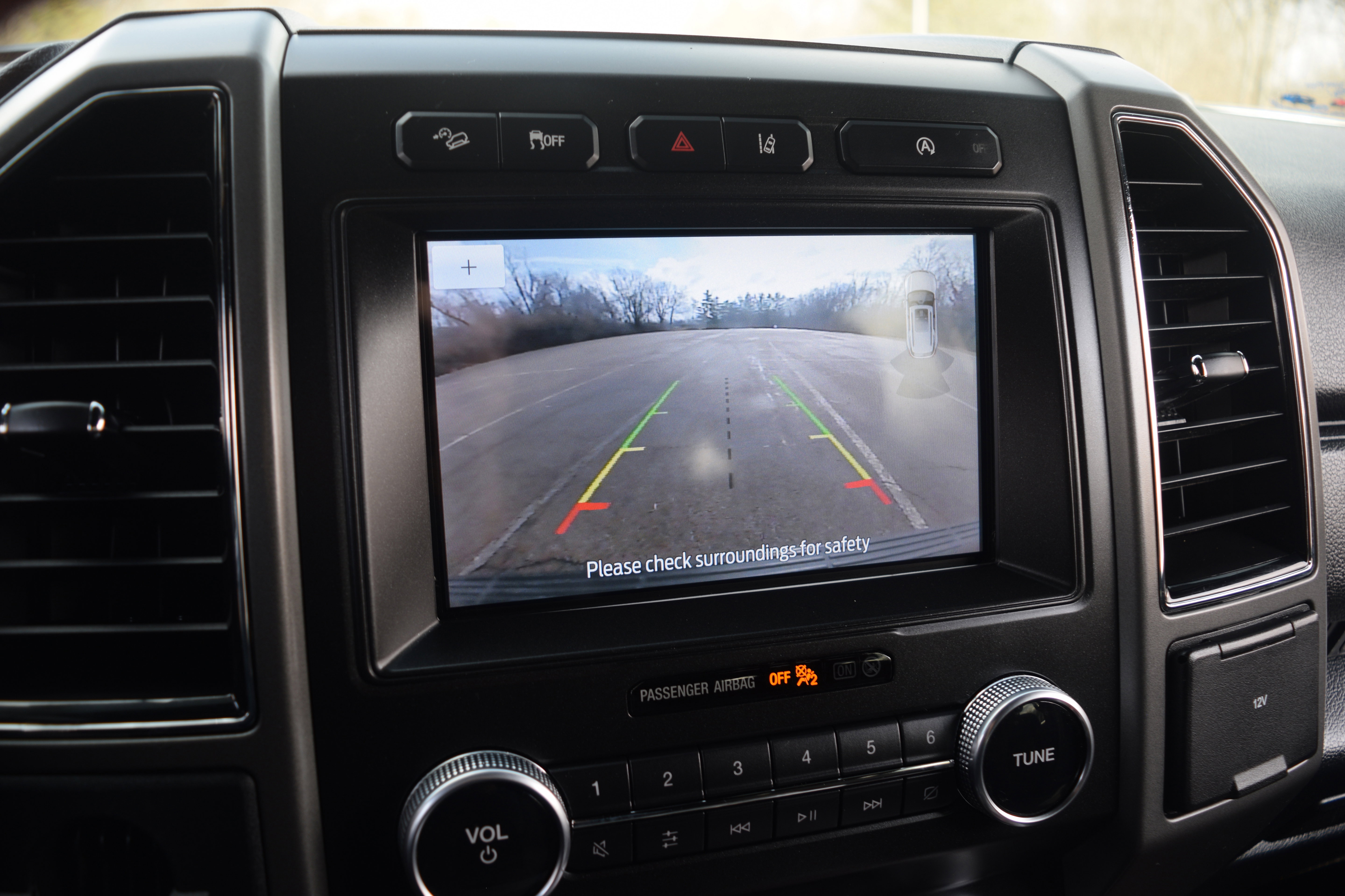 Used 2020 Ford Expedition XLT image 10