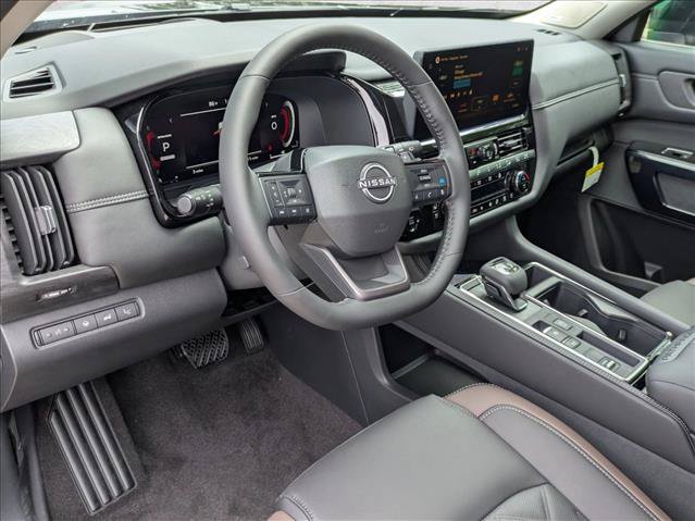 New 2026 Nissan Pathfinder Platinum FWD image 3