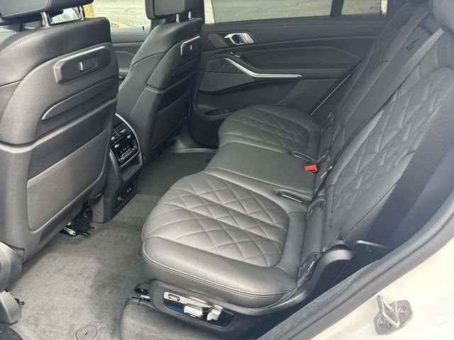 New 2027 BMW X7 xDrive40i w/ Executive Package AWD/4WD image 8