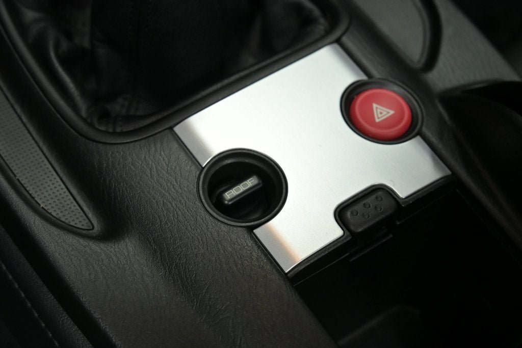 Used 2005 Honda S2000 image 50