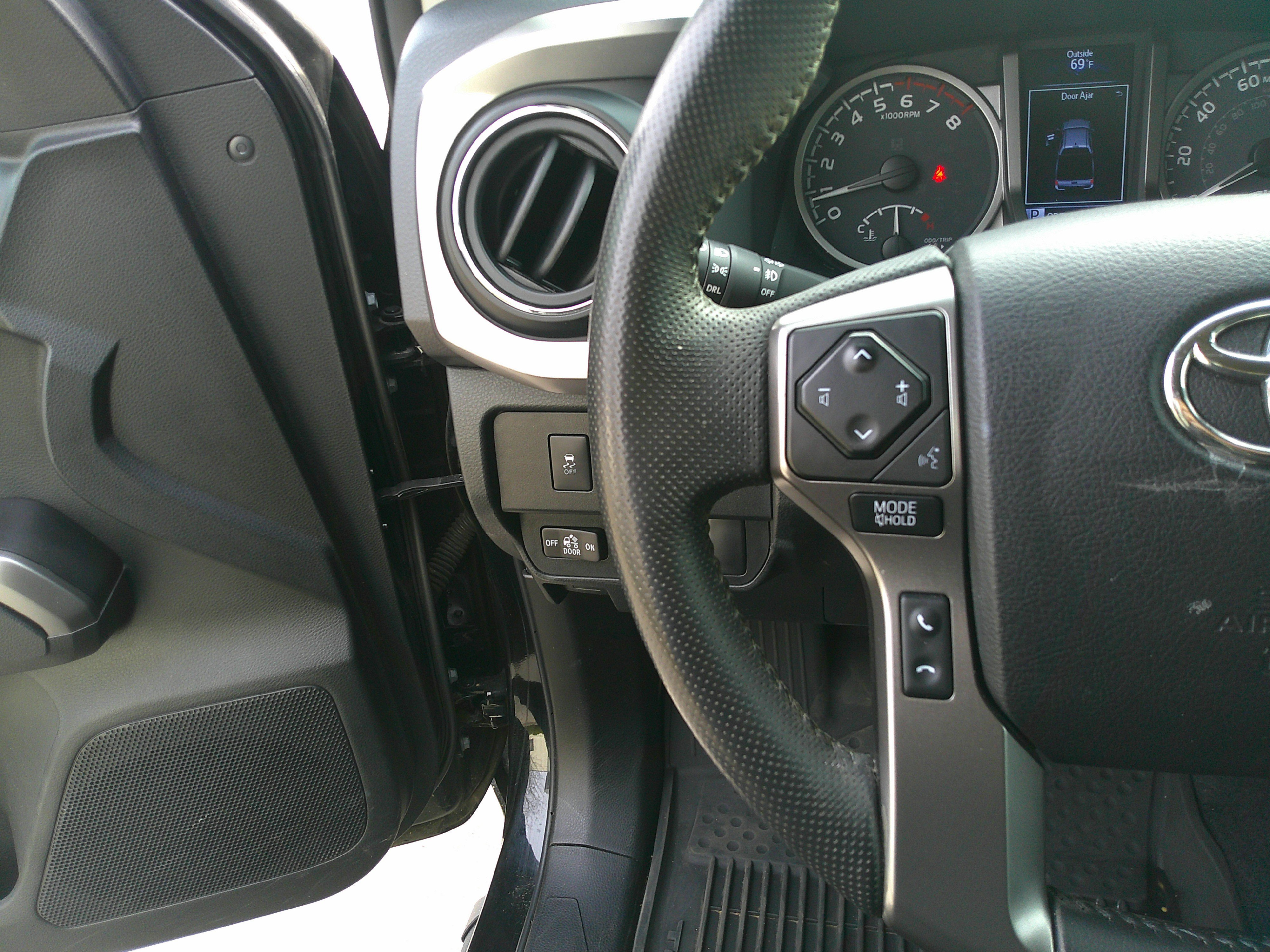 Used 2022 Toyota Tacoma SR5 image 20