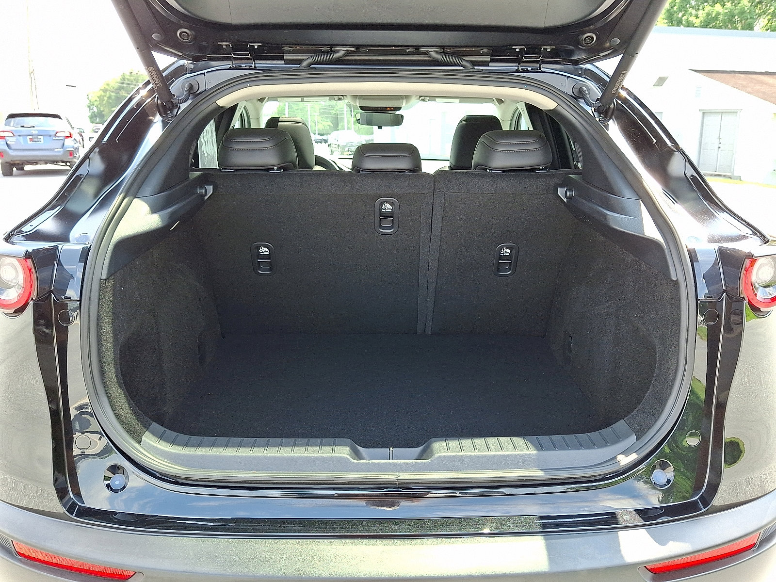 Used 2025 MAZDA CX-30 AWD 2.5 S w/ Premium Package image 27