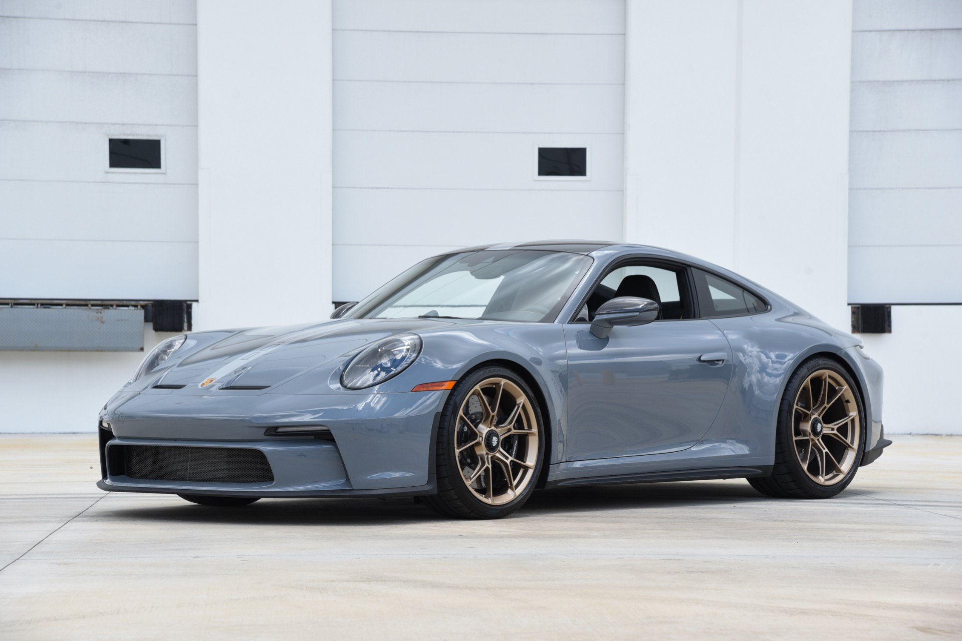 Used 2023 Porsche 911 GT3 RWD image 2