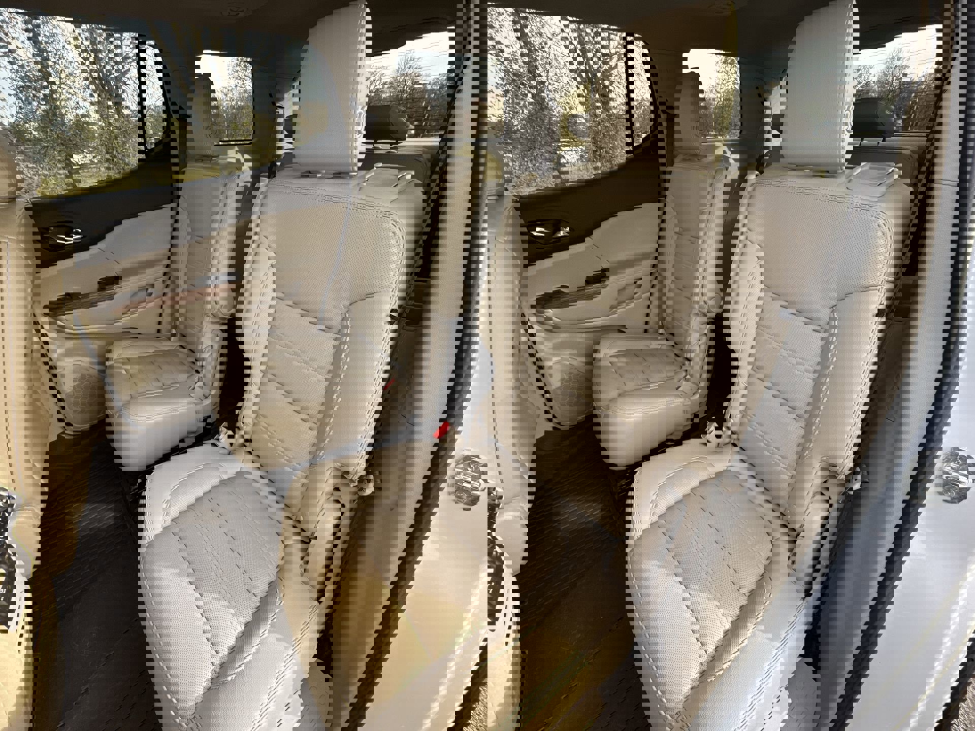 Used 2019 GMC Acadia Denali w/ Technology Package image 23