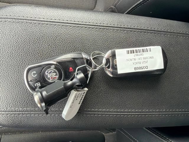 Used 2021 Buick Encore GX Preferred w/ Cold Weather Comfort Package AWD/4WD image 25