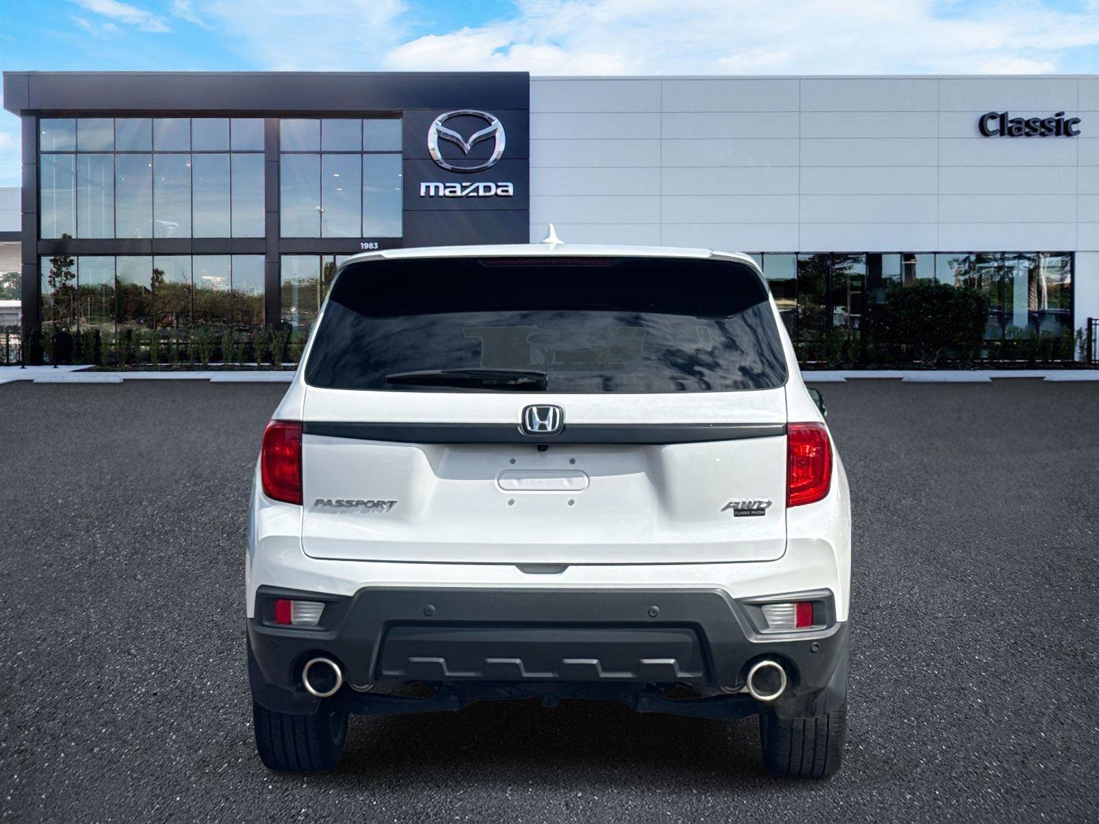 Used 2023 Honda Passport EX-L image 4