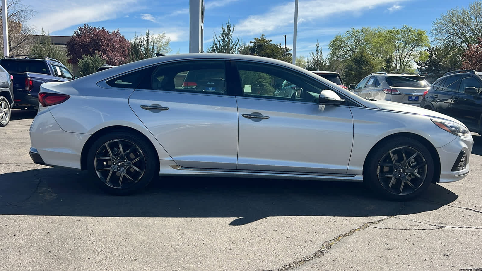 Used 2019 Hyundai Sonata Limited w/ Cargo Package image 4