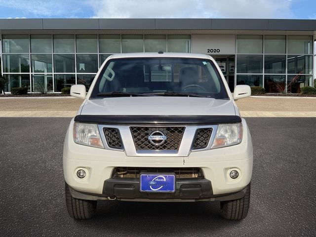 Used 2019 Nissan Frontier PRO-4X AWD/4WD image 2