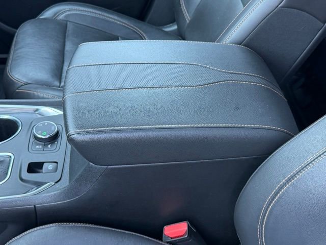 Certified 2021 Chevrolet Traverse Premier w/ Redline Edition image 35