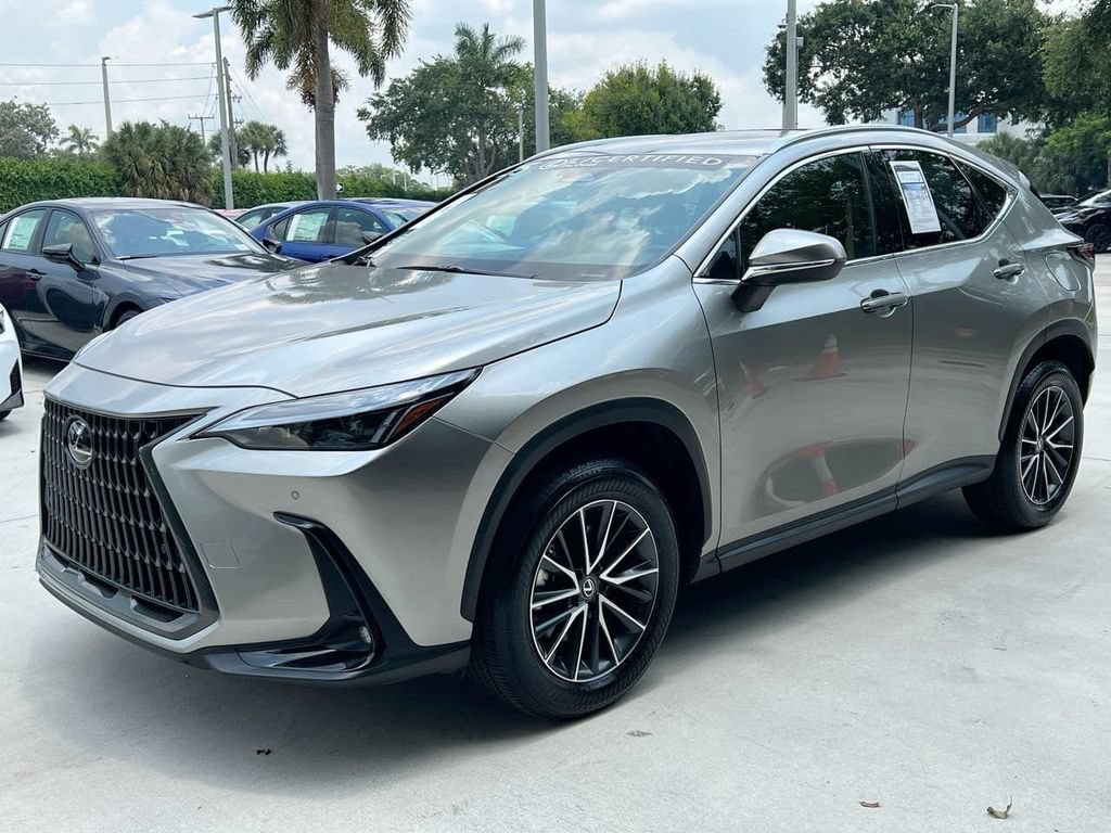 Certified 2025 Lexus NX 250 FWD w/ Accessory Package (Z1) image 3