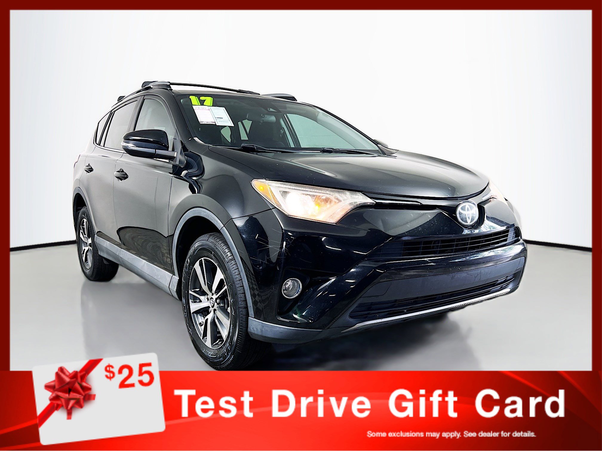 Used 2017 Toyota RAV4 XLE image 1