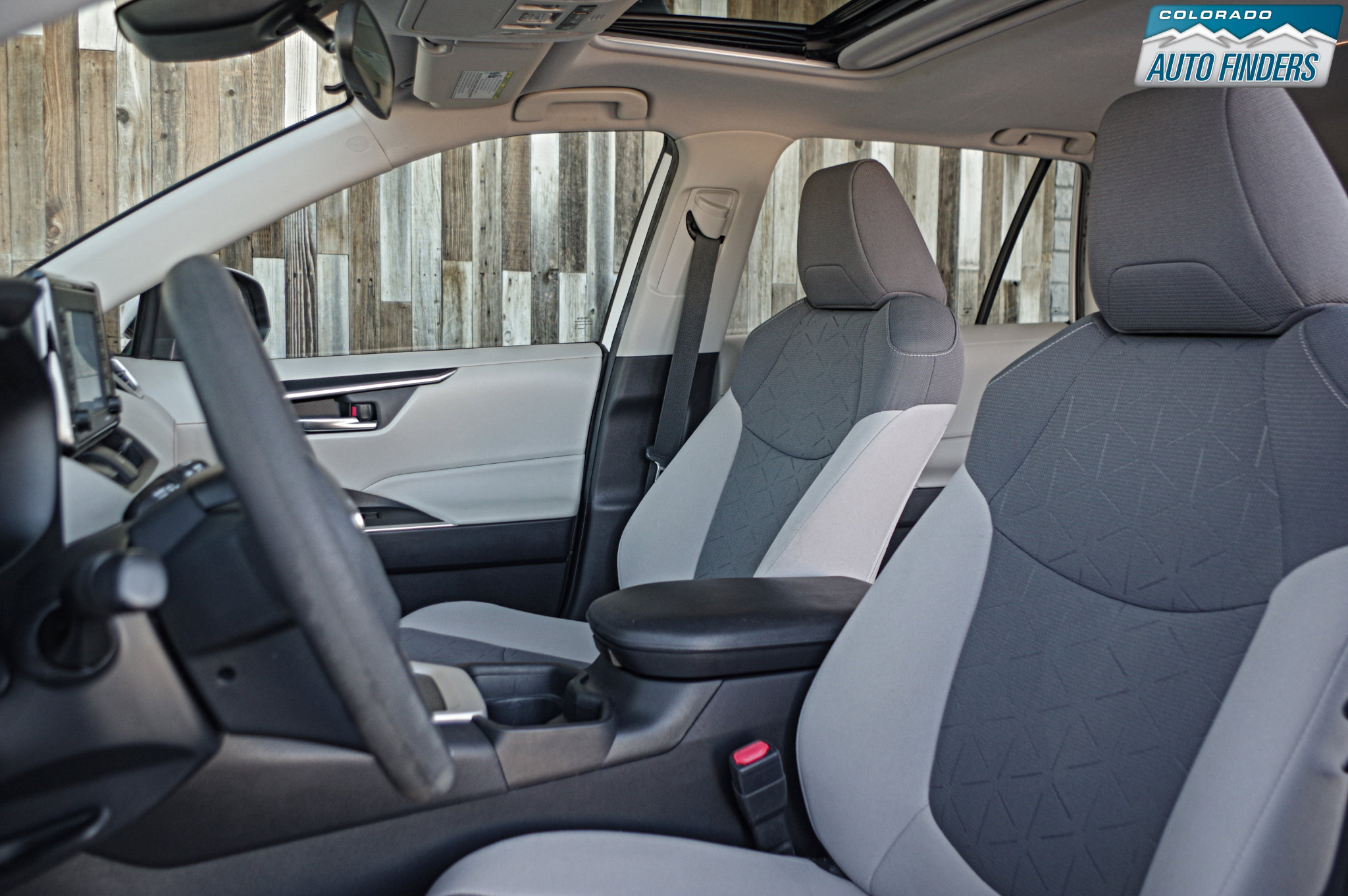 Used 2020 Toyota RAV4 XLE image 13