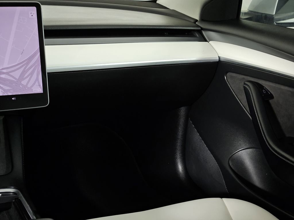 Used 2022 Tesla Model 3 Performance image 10