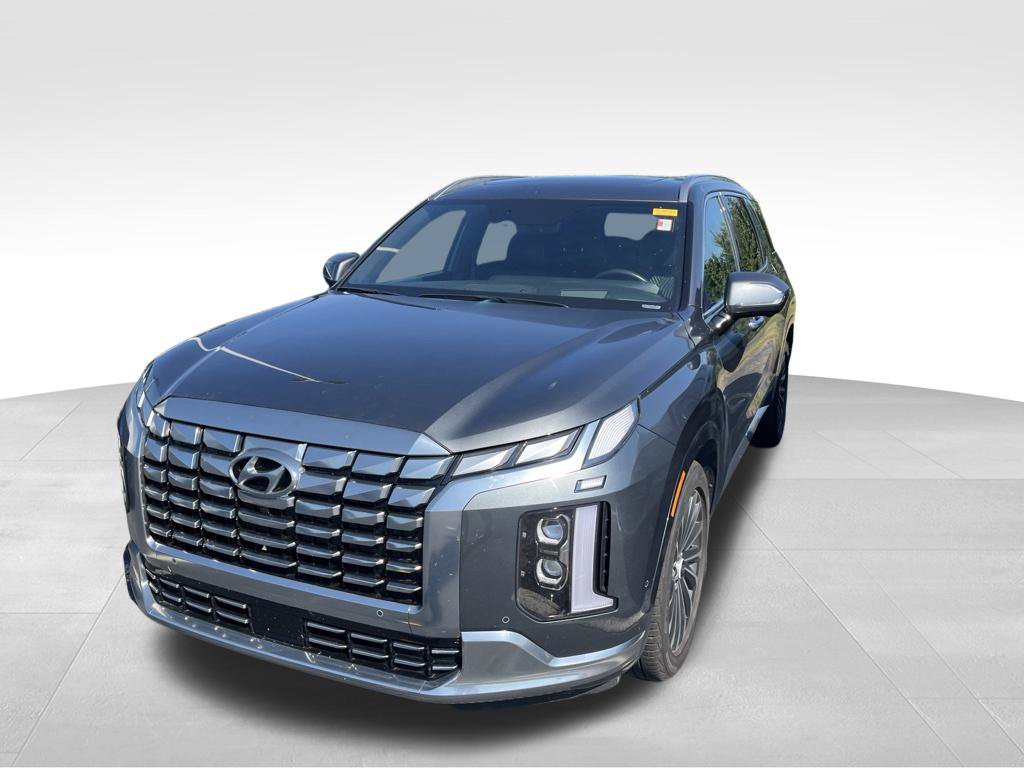 Used 2025 Hyundai Palisade Calligraphy AWD/4WD image 3