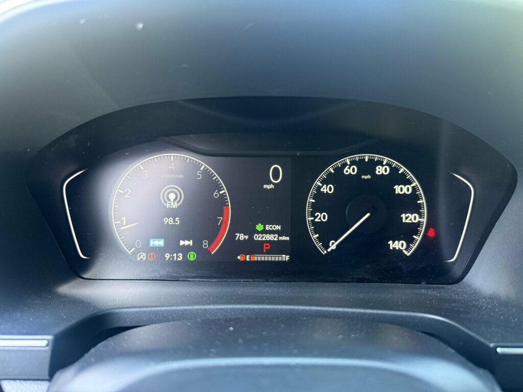 Used 2024 Honda Pilot Sport image 4