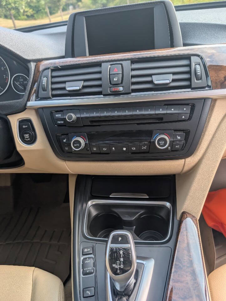 Used 2014 BMW 328i Gran Turismo xDrive image 11