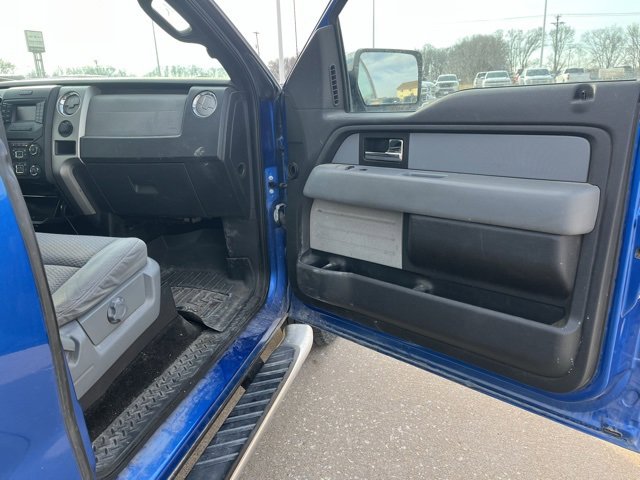 Used 2014 Ford F150 XLT w/ XLT Chrome Package image 23