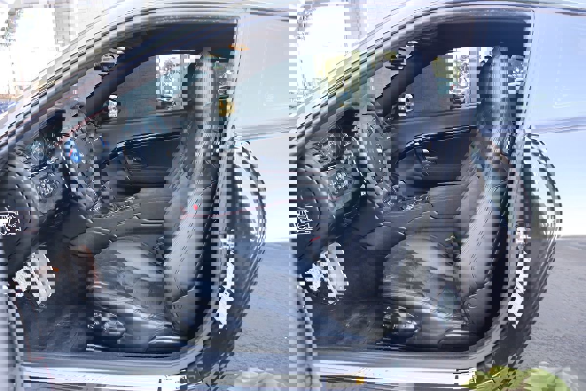 Used 2017 Maserati GranTurismo Sport image 27