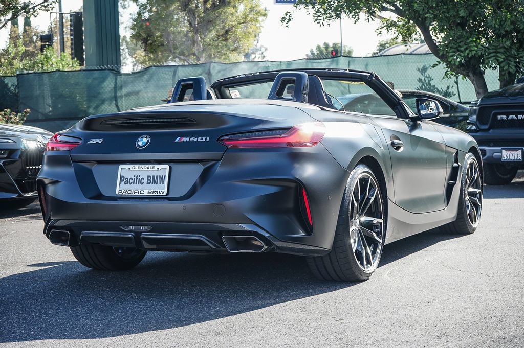 Used 2026 BMW Z4 M40i RWD image 17