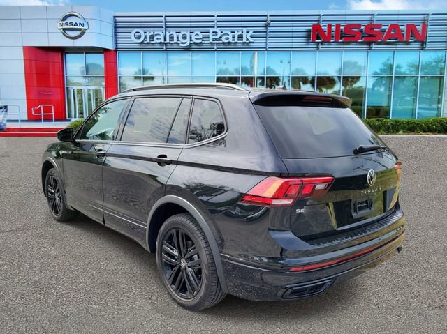 Used 2022 Volkswagen Tiguan SE R-Line AWD/4WD image 3