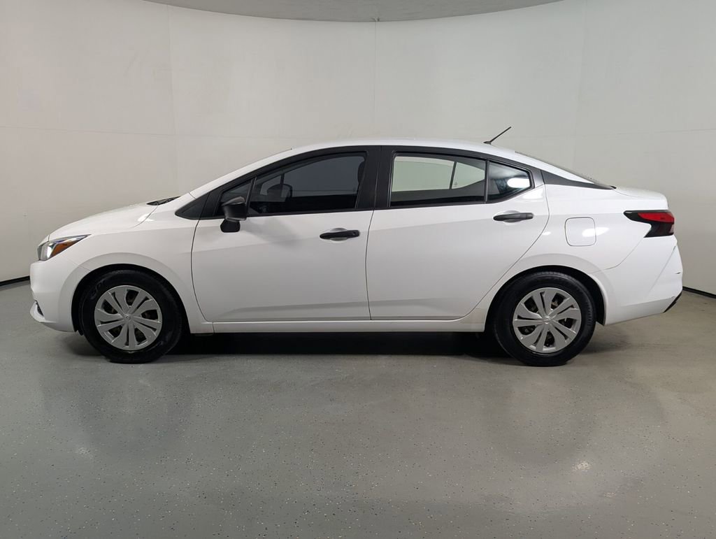 Used 2021 Nissan Versa S FWD image 4