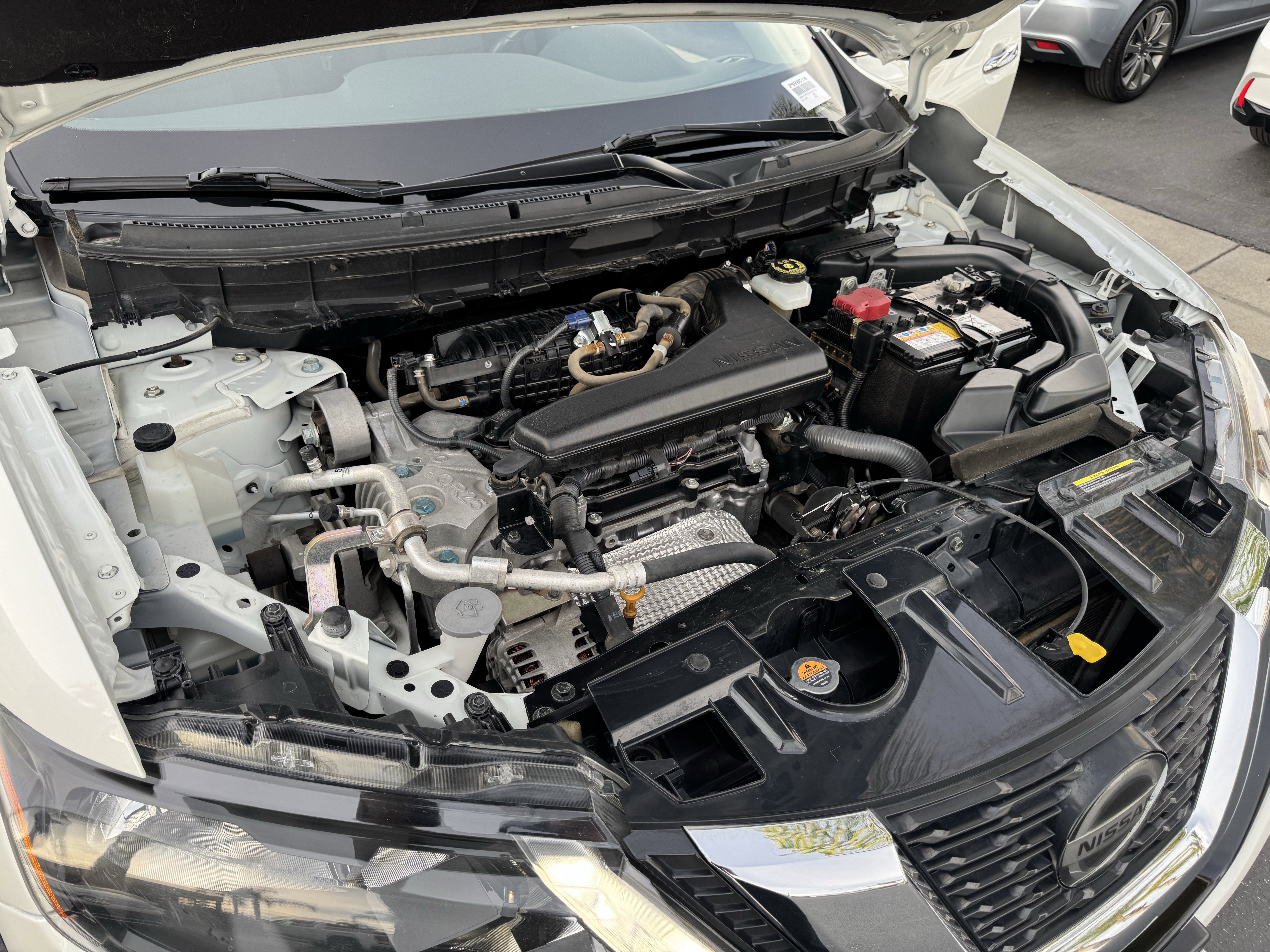 Used 2020 Nissan Rogue SV image 38