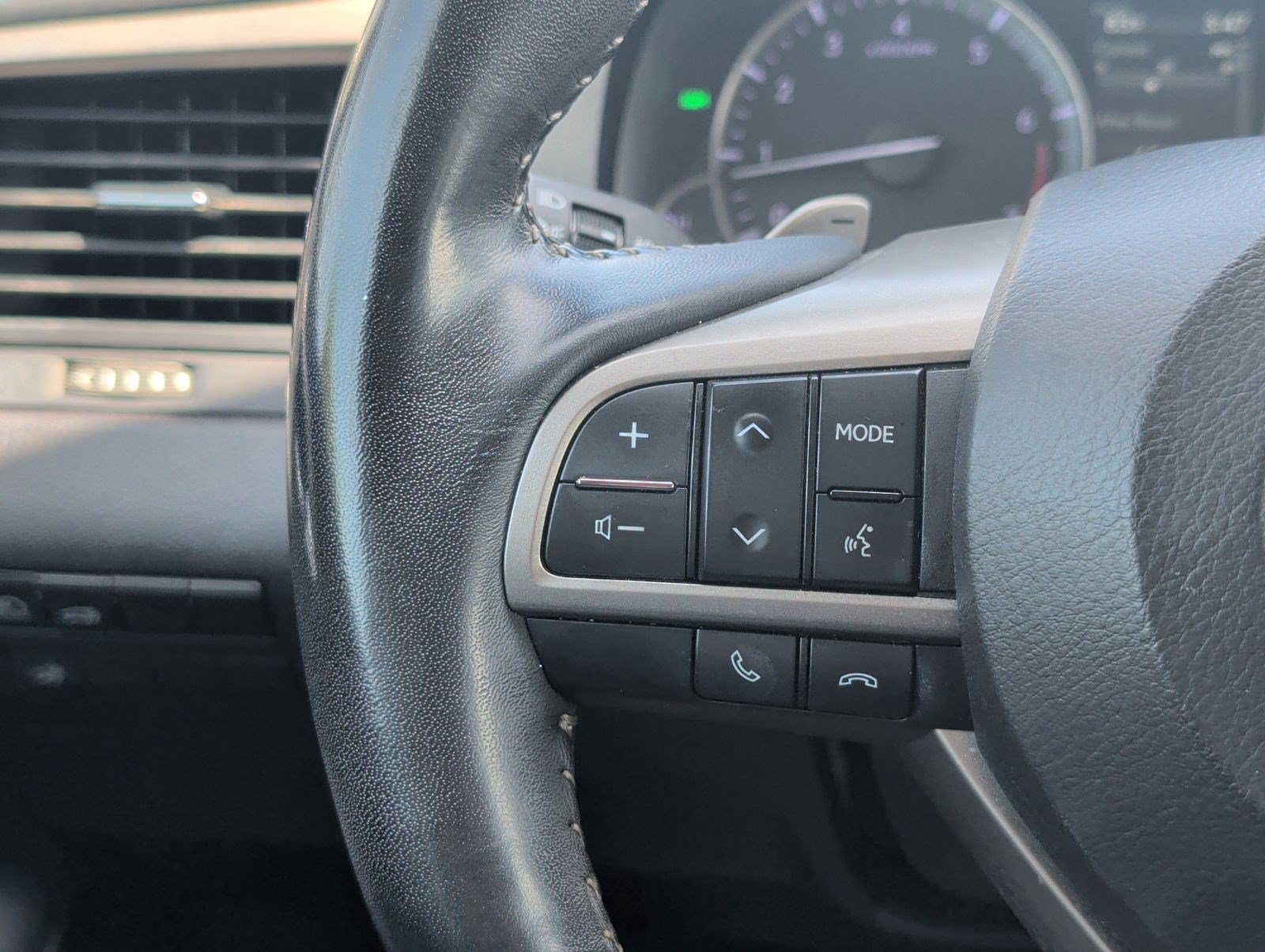 Used 2022 Lexus RX 350 FWD w/ Premium Package image 14