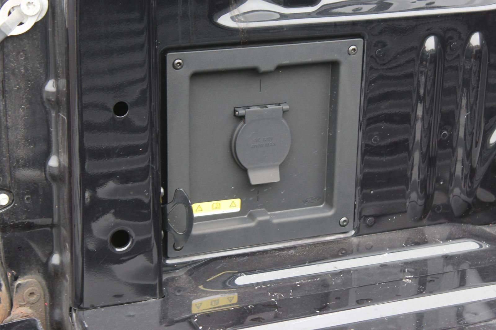 Used 2024 Ford F150 XLT w/ Equipment Group 302A MID image 22