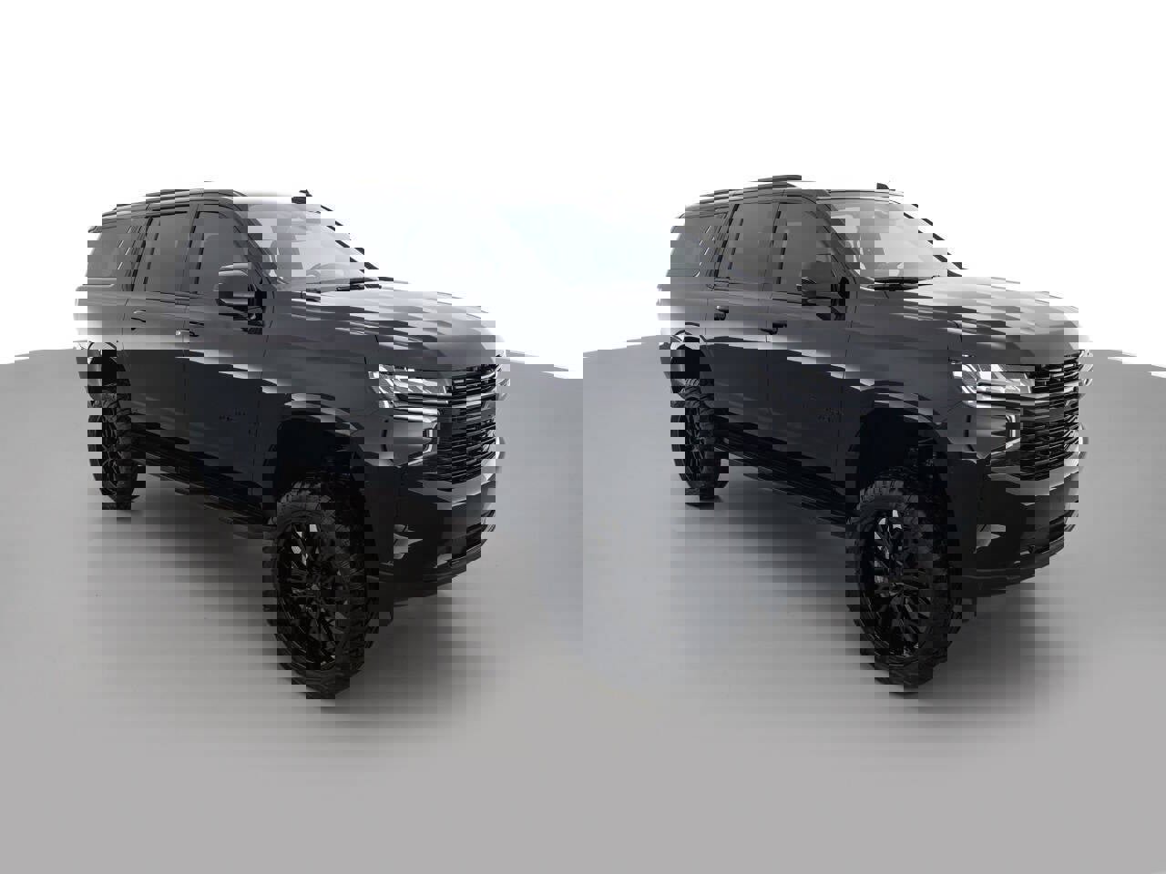 Used 2023 Chevrolet Suburban RST image 3