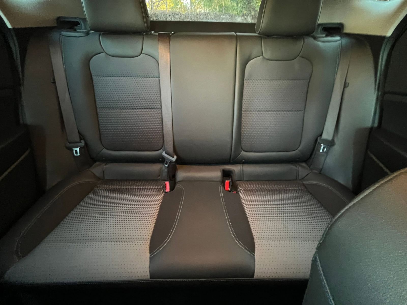 Used 2025 Chevrolet Trax LT image 36