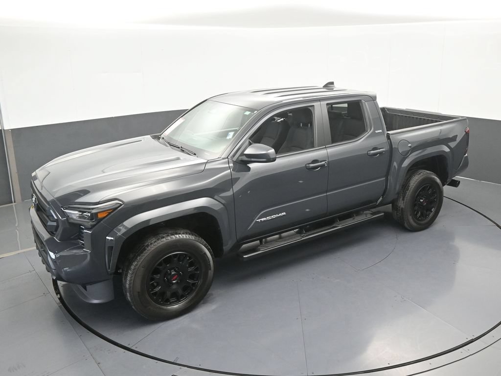 Used 2024 Toyota Tacoma SR5 w/ SR5 Upgrade Package RWD image 49
