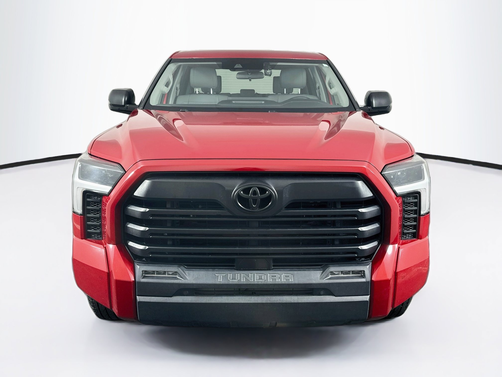 Used 2022 Toyota Tundra SR5 w/ SR5 Premium Package AWD/4WD image 2