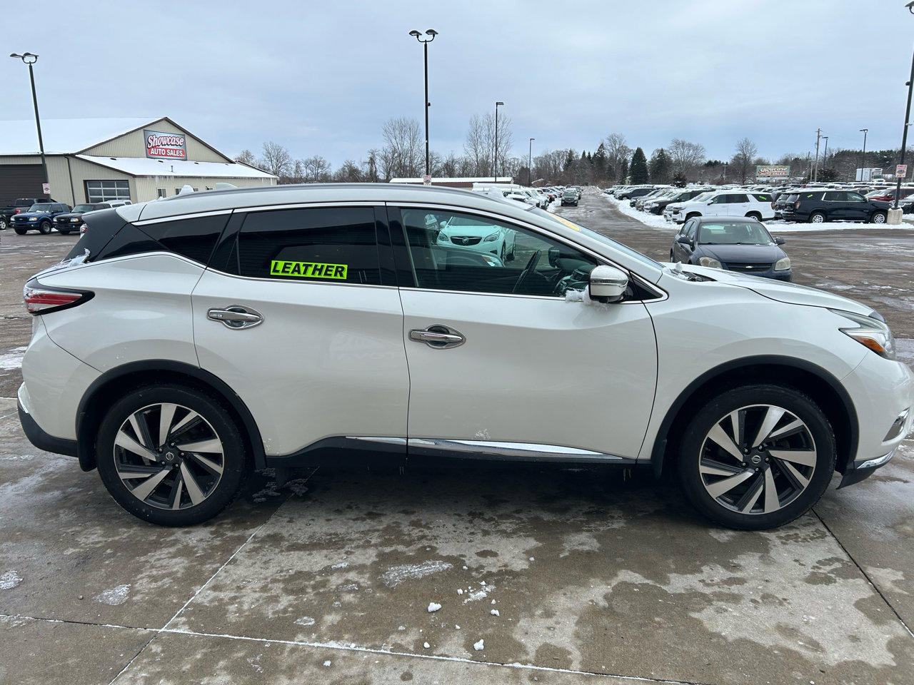 Used 2017 Nissan Murano Platinum image 4