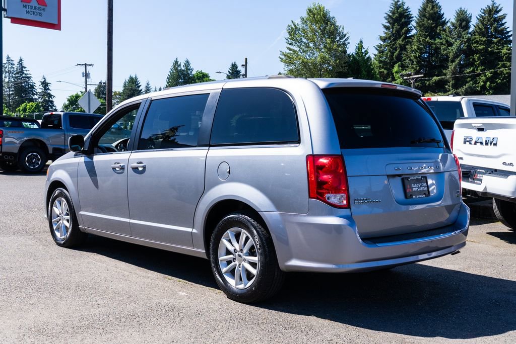 Used 2019 Dodge Grand Caravan SXT FWD image 4
