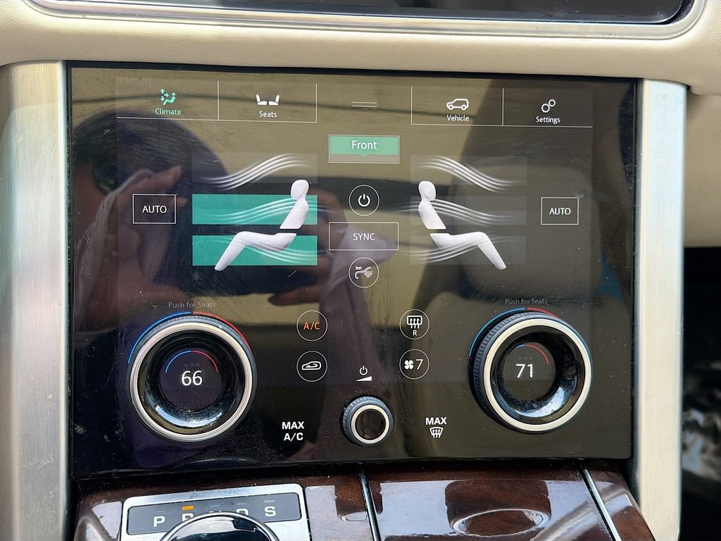 Used 2020 Land Rover Range Rover HSE AWD/4WD image 34