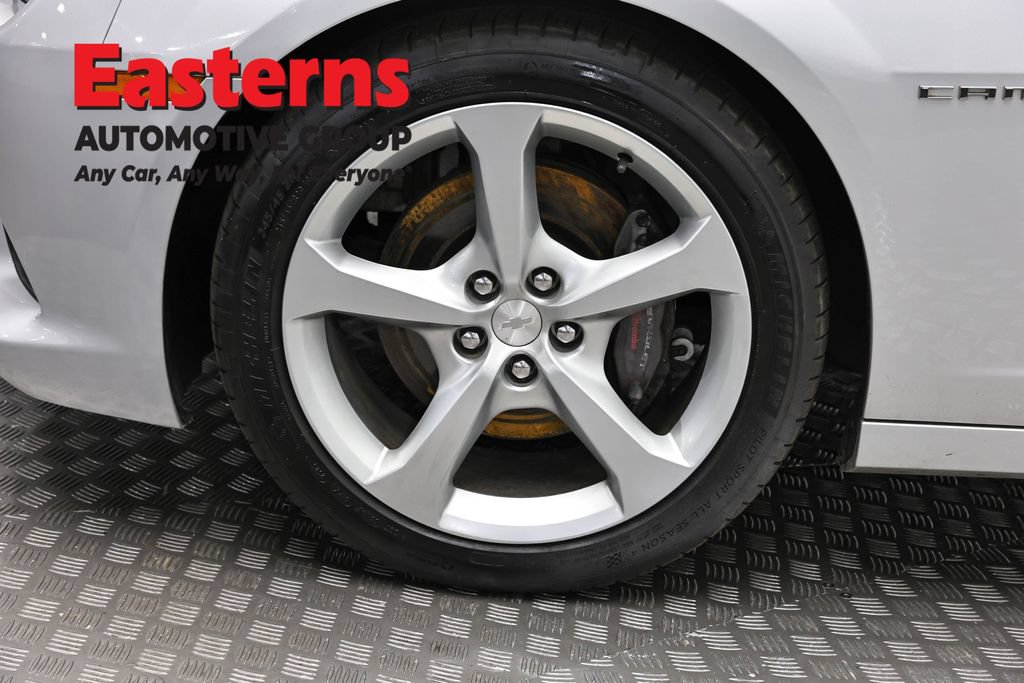 Used 2015 Chevrolet Camaro SS RWD image 54