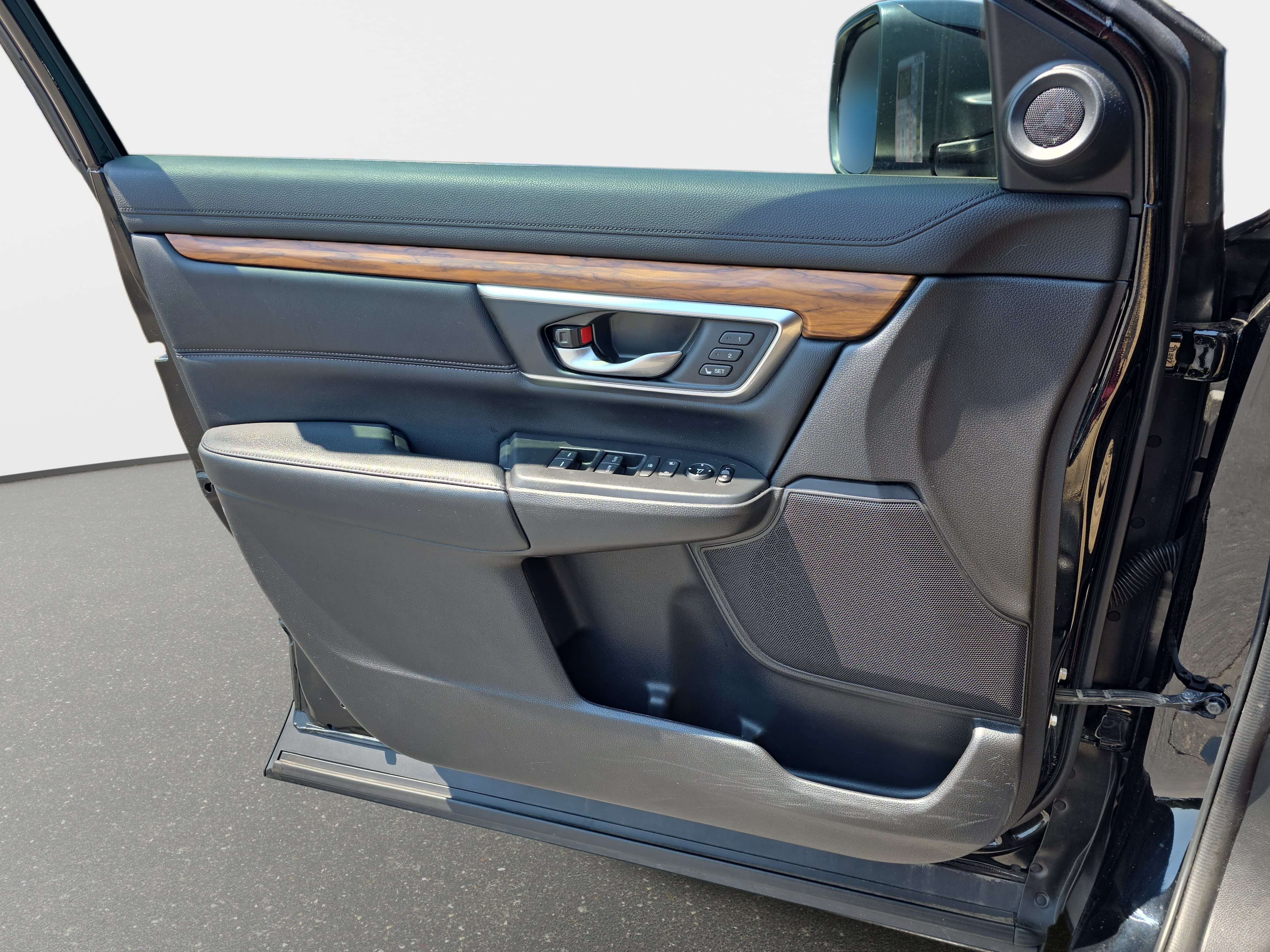 Used 2019 Honda CR-V EX-L image 25