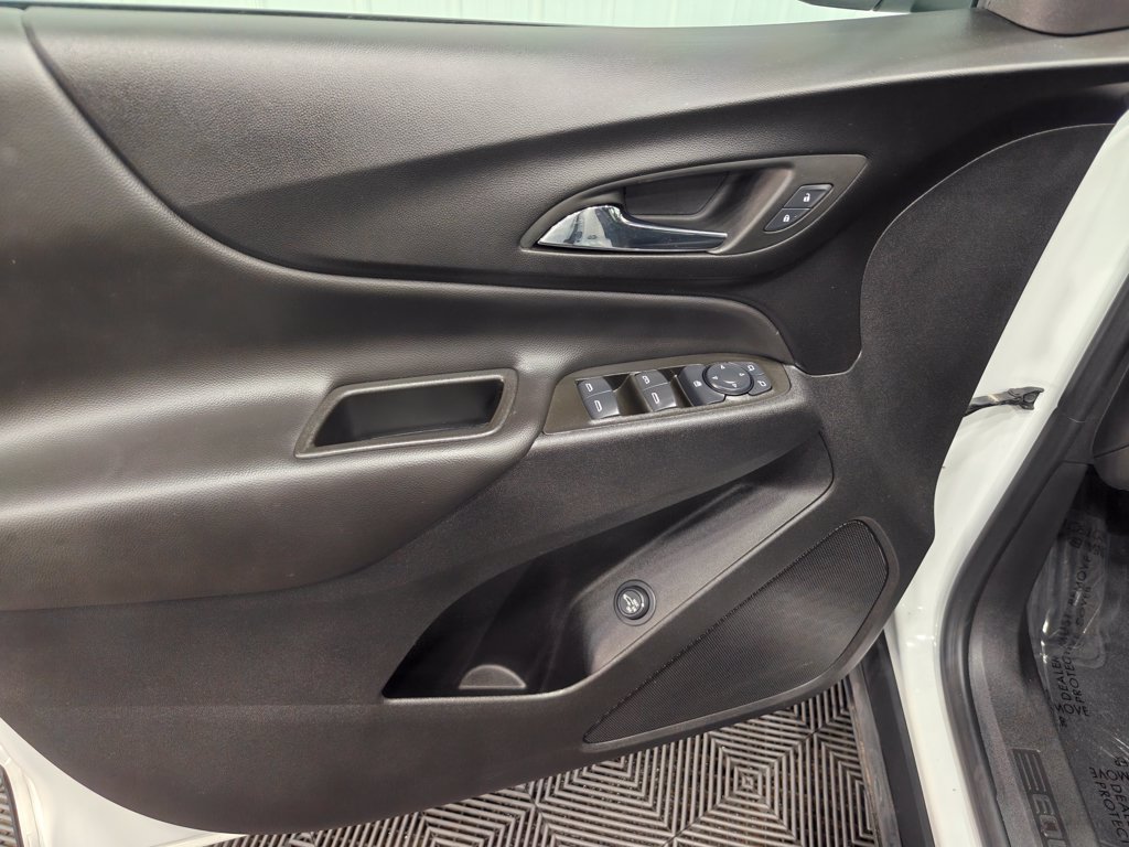 Used 2024 Chevrolet Equinox LT FWD image 40