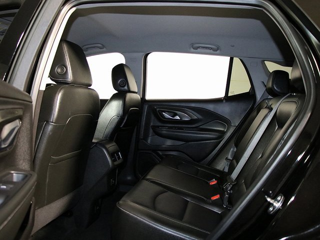 Used 2024 GMC Terrain SLT image 14