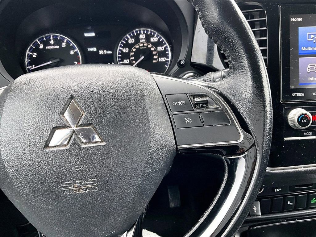 Used 2020 Mitsubishi Outlander ES image 16