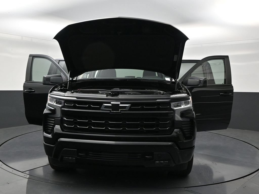 Used 2024 Chevrolet Silverado 1500 RST RWD image 34
