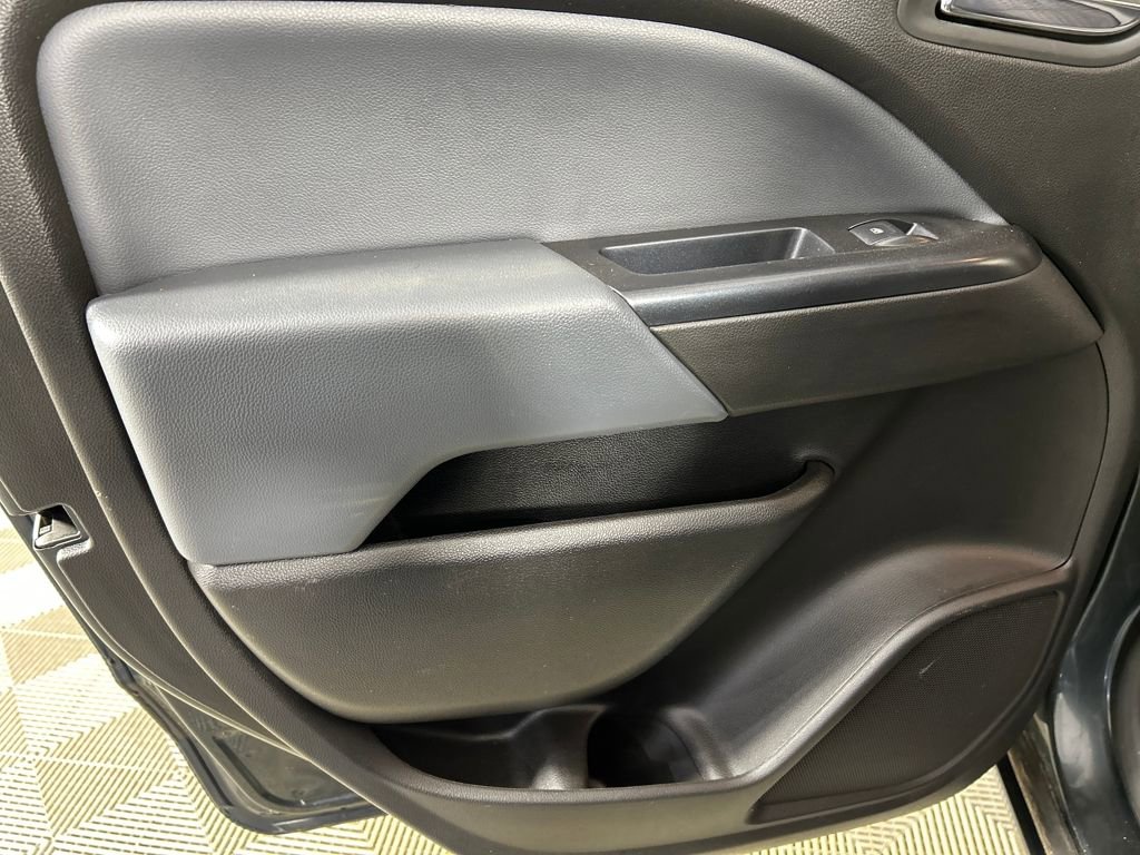 Used 2017 Chevrolet Colorado Z71 image 17