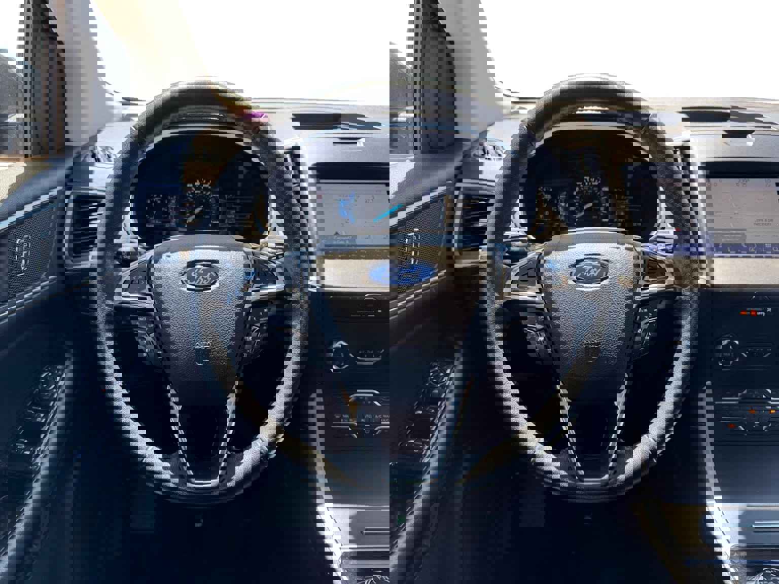 Used 2020 Ford Edge SEL w/ Convenience Package image 13