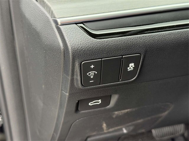 New 2025 Kia K5 EX image 13