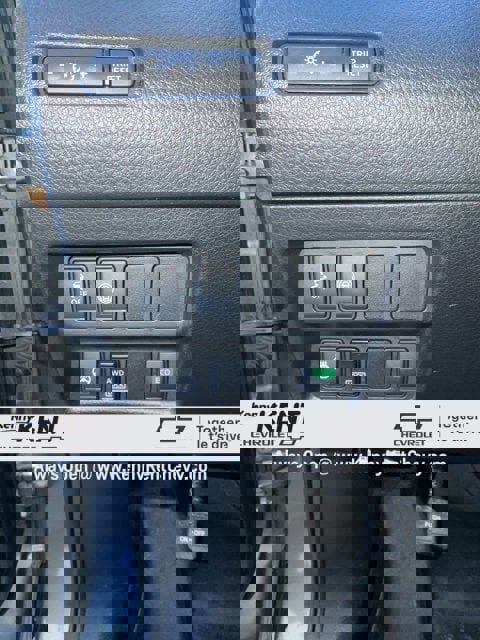 Used 2018 Nissan Rogue Sport SL w/ SL Premium Package image 27